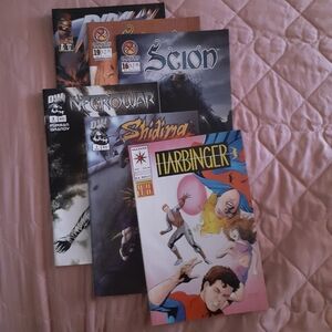 📚🎨 3/$15 Assortment Lot of Comic Books